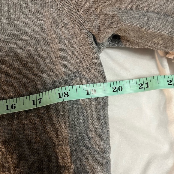 Original Penguin Men’s Gray Cotton Sweater Size Medium - Picture 9 of 10